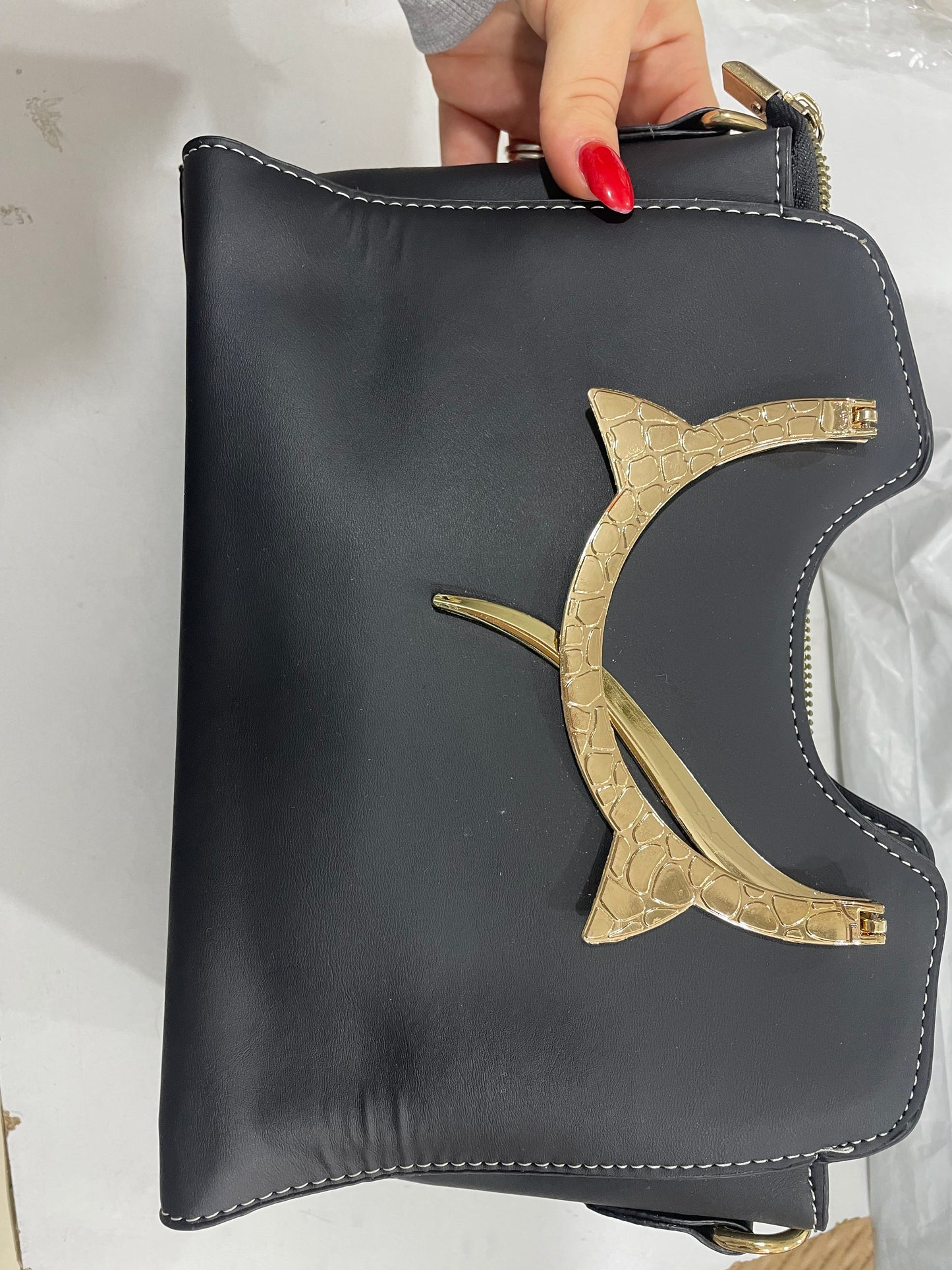 Dollcini Outlet Geantă de mână pentru femei – Elegantă, cu mâner cu pisică, produs cu defecte estetice