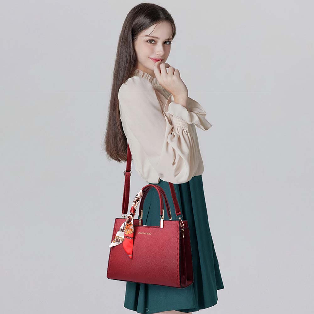 Geantă crossbody elegantă pentru femei Dollcini, din piele ecologică impermeabilă, cu curea de umăr reglabilă, compartiment cu fermoar anti-furt, practică și stilată