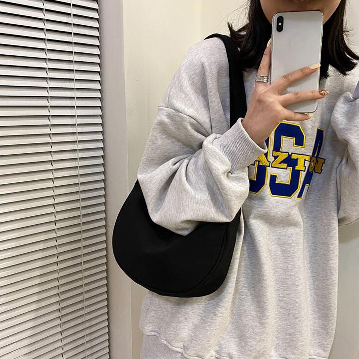 Dollcini Geantă de umăr semilună pentru femei – Material impermeabil, pentru uz zilnic