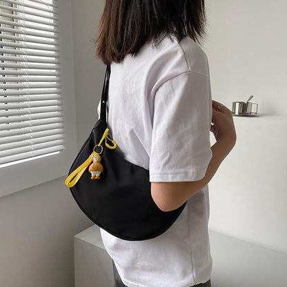 Dollcini Geantă de umăr semilună pentru femei – Material impermeabil, pentru uz zilnic